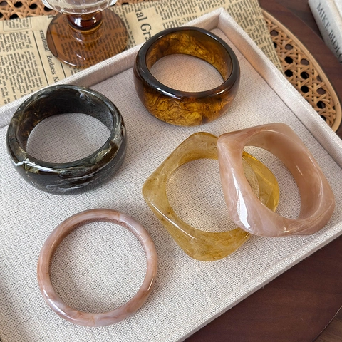Vintage Minimalist Resin Bangle Bracelets Irregular Geometric Acetate Marble Pattern Bangles For Women Retro Daily Jewelry