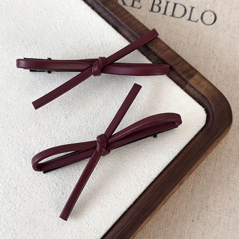 Set di Fermagli per Capelli con Fiocco in Pelle Rosso Borgogna per Donna Elegante Clip a Becco d'Anatra in Pelle PU Fatto a Mano