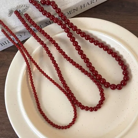 Vintage Red Glass Bead Necklace For Women Elegant Minimalist Jewelry Alloy Adjustable Choker For Daily Wear