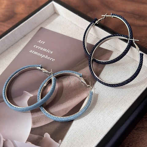 Orecchini A Cerchio Geometrici In Stile Retrò Francese Con Montatura In Ferro Rivestita In Denim Orecchini Blu Semplici Per Donna