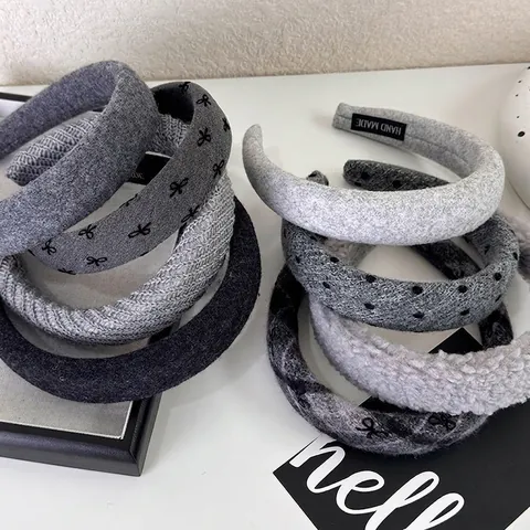 Diadema Ancha de Felpa Tejida Gris Vintage Francés Lunares Estampado de Lazo Diadema Engrosada Accesorios para el Cabello Elegantes Mujer