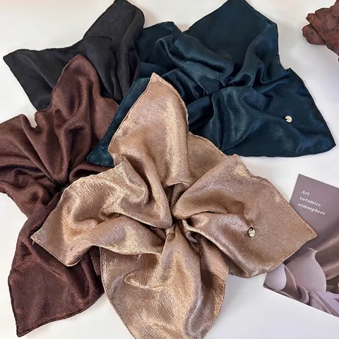 Elegant Solid Color Satin Scrunchies For Women Crinkle Texture Silk Like Large Hair Tie With Metal Tag Ponytail Holder Hair Accessories