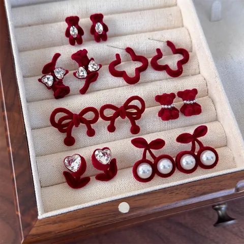 Pendientes de Botón de Oso Lazo Flor de Flocado Rojo Aleación Rhinestone Perla Artificial Otoño Invierno Mujer Joyería