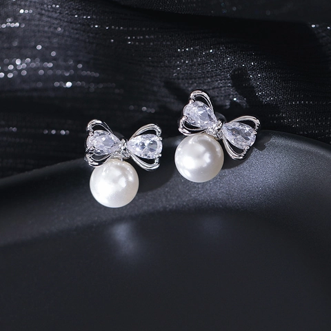 Elegante Kupfer Schleife Künstliche Perle Ohrstecker Für Damen Exquisite Strass Eingelegt Koreanischen Stil Täglich Schmuck Geschenk