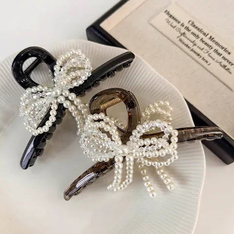Elegant Bow Artificial Pearl Acrylic Hair Claw For Women Korean Style Rhinestone Hair Clip Sweet Headwear Accessories