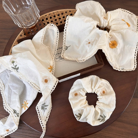 Pastoraal Madeliefje Geborduurd Stof Haarscrunchie Driehoekige Hoofddoek Set Zoete Bloemen Kant Haaraccessoires Voor Dames