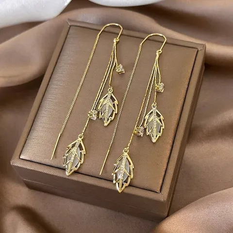 Eleganti Orecchini Lunghe con Nappine a Foglia di Rame con Pietra Occhio di Gatto Artificiale e Strass per Donna Gioielli per Matrimonio