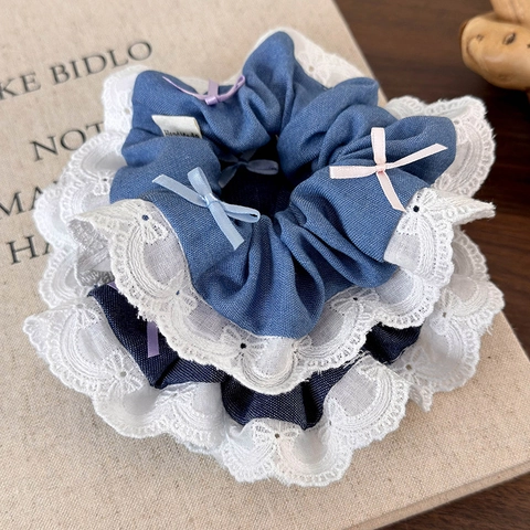 Chouchous en Denim et Dentelle Avec Nœud Papillon Bord Floral Doux Élastiques à Cheveux Faits à la Main Grands Anneaux de Cheveux pour Femmes Filles Accessoires de Cheveux Quotidiens