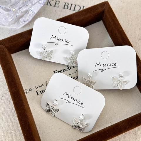 Korean Style Silver Butterfly Artificial Pearl Stud Earrings Elegant Alloy Butterfly Drop Earrings For Women Jewelry Accessory