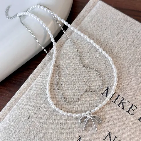 Elegante Collana Choker Doppio Strato in Lega con Perle Artificiali per Donna Ciondolo a Fiocco Argento Gioielli Minimalisti