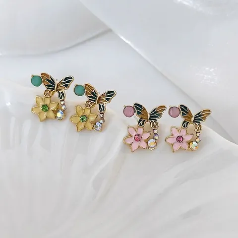 Vintage Enamel Butterfly Flower Stud Earrings For Women Alloy Rhinestone Sweet Floral Earrings Elegant Daily Jewelry