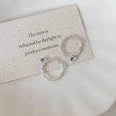 Women's Korean Style Minimalist Elastic Beaded Ring Silver Color Plastic Beads Blue Rhinestone Pendant Ring For Daily Dating Jewelry