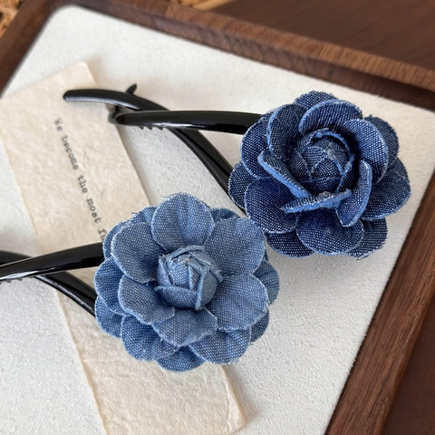 Fermaglio per Capelli con Fiore in Denim Vintage per Donna Elegante Rosa Blu Banana Clip Accessorio per Capelli in Tessuto Fatto a Mano