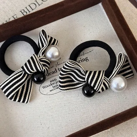 Koreaanse Stijl Elegante Zwart-Wit Gestreept Strik Haarelastiek Met Kunstparel Hoge Elasticiteit Stof Haartouw Voor Dames Sieraden