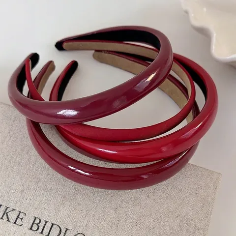 Vintage Hong Kong Style Red PU Leather Headband Elegant Plain Solid Color Hair Accessory For Women Face Wash Headwear