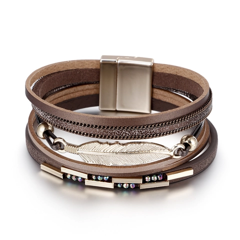 Vintage Bohemian Mehrlagiges Kunstleder Armband Mit Legierung Feder Anhänger Und Zirkonia Verzierung Magnetverschluss