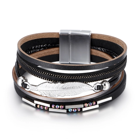 Vintage Bohemian Mehrlagiges Kunstleder Armband Mit Legierung Feder Anhänger Und Zirkonia Verzierung Magnetverschluss