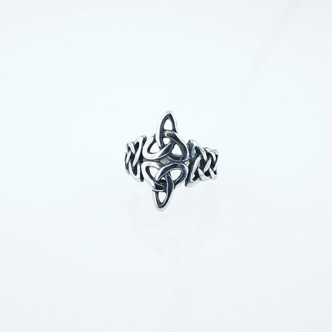 Vintage Viking Celtic Knot Ring For Men Women Stainless Steel Triquetra Woven Band Ring Nordic Pagan Jewelry Retro Finger Ring