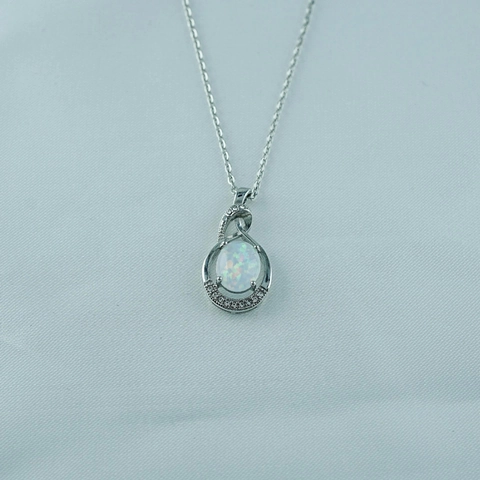 Exquisite Oval Artificial Opal Pendant Necklace For Women Stainless Steel Heart Waterdrop Greek Key Design Rhinestone Jewelry