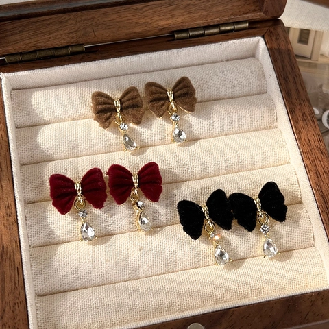 Orecchini a Bottone in Tessuto Floccato con Fiocco Retrò per Donna Eleganti Placcati Oro con Strass e Pendente a Goccia d'Acqua Gioielli Vintage