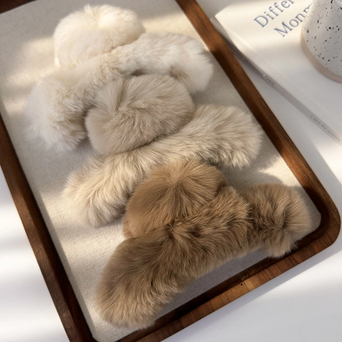 Large Rabbit Fur Plush Hair Claw Clip Soft Fluffy Cross Shark Hair Clip Autumn Winter Hair Accessories For Women Daily Use