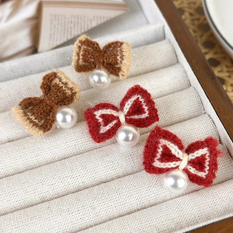 Vintage Knitted Bowknot Stud Earrings With Faux Artificial Pearl Elegant Handmade Yarn Bow Ear Jewelry For Women Daily Party Accessories