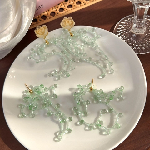 Boucles d'Oreilles Pendantes Vintage à Gland de Perles Vert Menthe pour Femmes Style Français Fait Main Fleur en Résine Bijoux