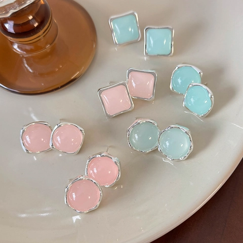Koreanischer Stil Süß Rosa Grün Harz Geometrische Ohrstecker Für Damen Elegant Legierung Quadrat Polygon Wellenkante Schmuck