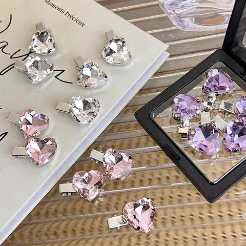 Süße Legierung Strass Herz Haarklammern Mehrfarbig Kristall Entenschnabel-Clips Für Damen Mädchen Glänzende Haarnadeln Mode Haarschmuck