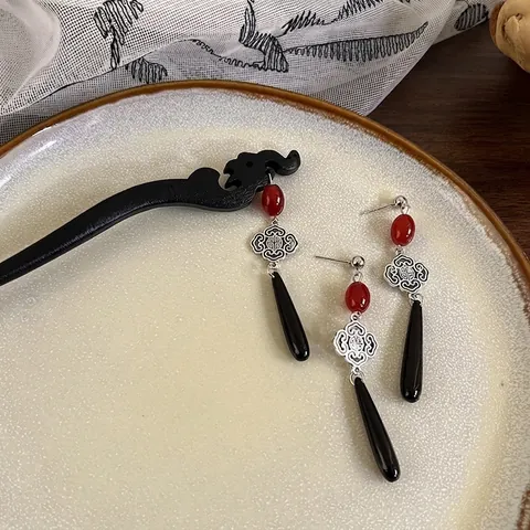 Orecchini a Goccia Rossi Vintage in Stile Neo-Cinese Set di Forcine Eleganti Orecchini Pendenti Classici per Gioielli Tradizionali Hanfu