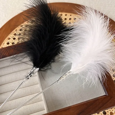Palillo para el Pelo de Plumas Vintage Elegante de Aleación Tallada para Mujer Accesorio de Joyería para el Pelo Boda Fiesta Hanfu