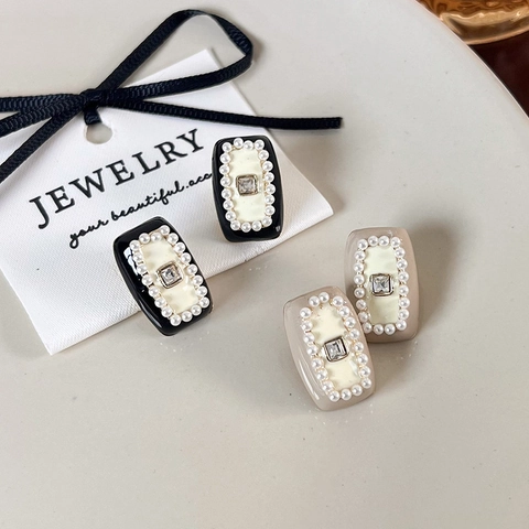 Pendientes de Botón Rectangulares de Aleación Retro Francés Borde de Perla Artificial Strass Esmalte Lacado Joyería Elegante Mujer