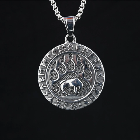 Nordic Viking Bear Paw Pendant Necklace For Men Women Titanium Steel Round Rune Compass Hip Hop Ethnic Jewelry Vintage Silver