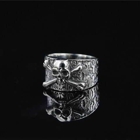 Anello da Uomo Vintage Gotico in Acciaio Inossidabile con Teschio e Ossa Incrociate Punk Hip Hop Biker con Occhi in Strass