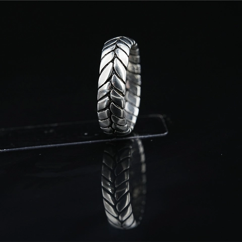 Anillo de Acero Inoxidable Retro con Patrón de Espiga para Hombre Mujer Vintage Textura Neumático Anello Trenzado Joyería Oro Plata