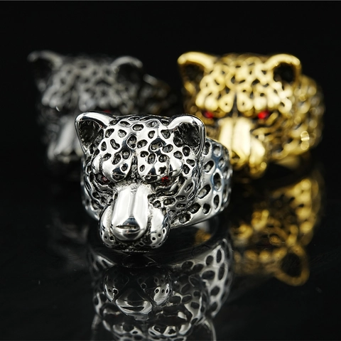 Anello Testa di Leopardo in Acciaio al Titanio Retro da Uomo Punk Gotico 3D Animale Occhi in Strass Rossi Gioielli Biker