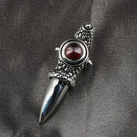 Collana con Ciondolo a Pugnale con Artiglio di Drago Punk Gioielli Gothic in Acciaio al Titanio con Strass Rossi Catena Maglione Streetwear