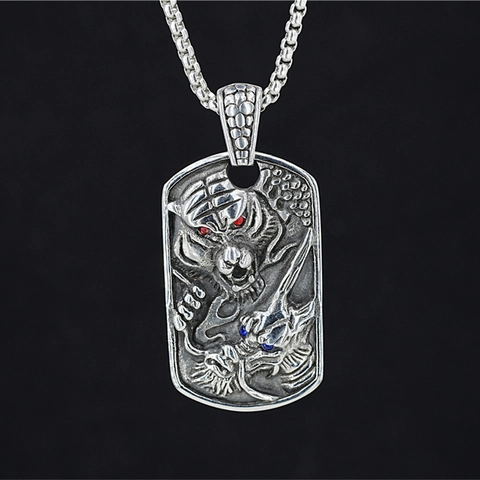 Vintage Stainless Steel Dragon Tiger Relief Pendant Necklace With Rhinestone For Men Punk Gothic Distressed Jewelry