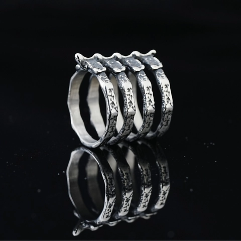 Gothic Skeleton Ribs Ring Titanium Steel Punk Hip Hop Dark Style Rock Band Jewelry For Men Unisex Vintage Bone Ring