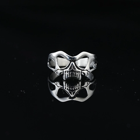 Retro Gothic Skull Mask Stainless Steel Ring For Men Women Hip Hop Punk Oxidized Silver Hollow Out Finger Ring Jewelry Gift