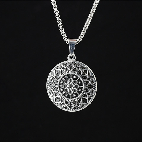 Retro Titanium Steel Mandala Lotus Pendant Necklace Ethnic Style Hip Hop Unisex Geometric Round Charm Jewelry For Daily Wear
