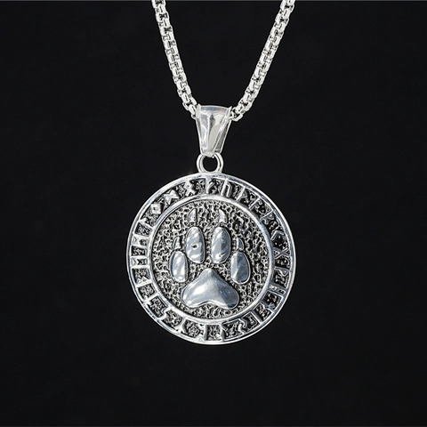 Vintage Viking Bear Paw Norse Rune Round Medal Pendant Necklace For Men Titanium Steel Ethnic Style Jewelry Accessory