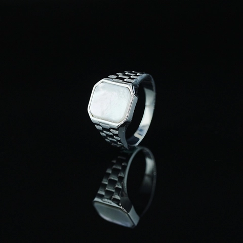 Vintage Titanium Steel Signet Ring For Men Women With Shell Mother Of Artificial Pearl Inlay Watch Band Texture Business Luxury Jewelry