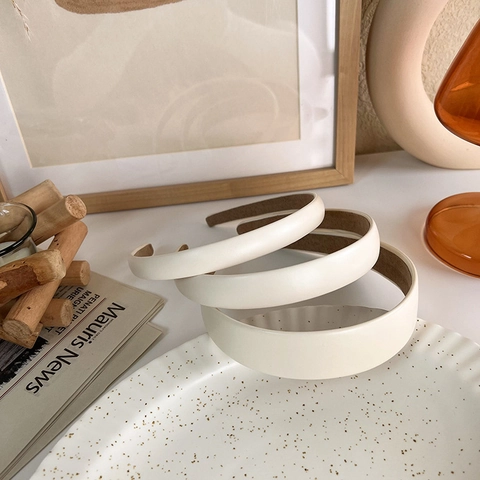 Diadema Acolchada de Estilo Francés Vintage Mujer Cuero Sintético Color Sólido Blanco Crema Banda para Cabello Accesorio Moda