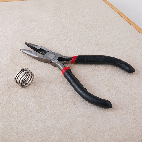 Professional DIY Jewelry Making Tool Needle Nose Pliers Or Multi Layer Wide Band Ring For Handcrafted Projects Repair Work