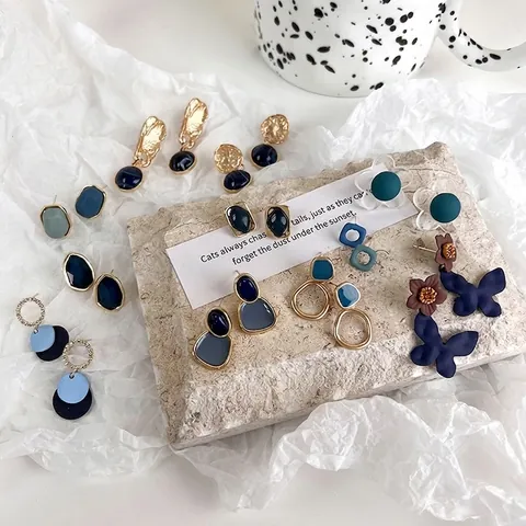 Blaue Serie Vintage Legierung Kupfer Strass Ohrstecker Für Damen Koreanisch Minimalistisch Süß Blumig Geometrisch Modeschmuck
