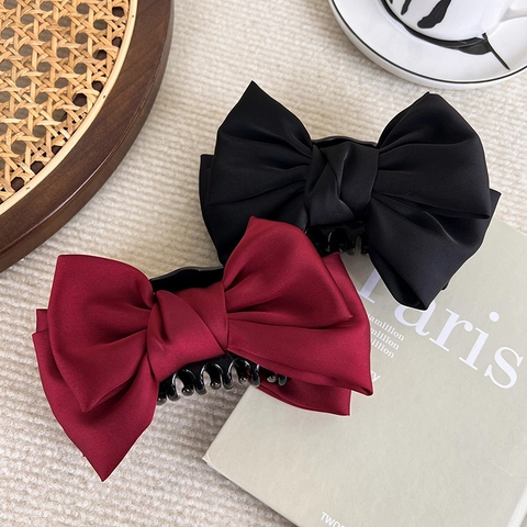Large Satin Bow Hair Claw Clip French Style Vintage Double Layer Fabric Shark Hairpins For Women Elegant Daily Styling Hair Accessories