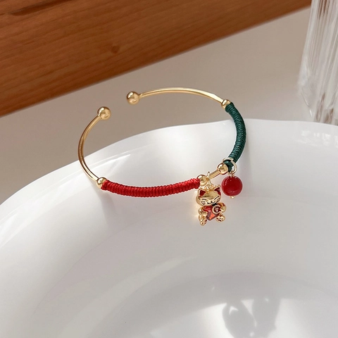 Gelukskat Hart Hanger Goud Vergulde Koperen Bangle Voor Vrouwen Rood Groene Geweven Draad Verstelbare Open Manchet Sieraden
