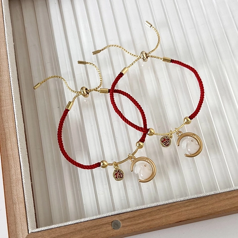 Chinese Stijl Konijn Rood Touw Armband Voor Vrouwen Koperen Maan Hanger Verstelbare Geluksplaat Armband Handgemaakte Sieraden