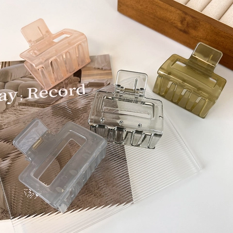 Pinza de Pelo Cuadrada de Acrílico Color Caramelo Translúcido Geométrico Hueco Mujeres Dulce Resina Accesorio Diario para el Cabello
